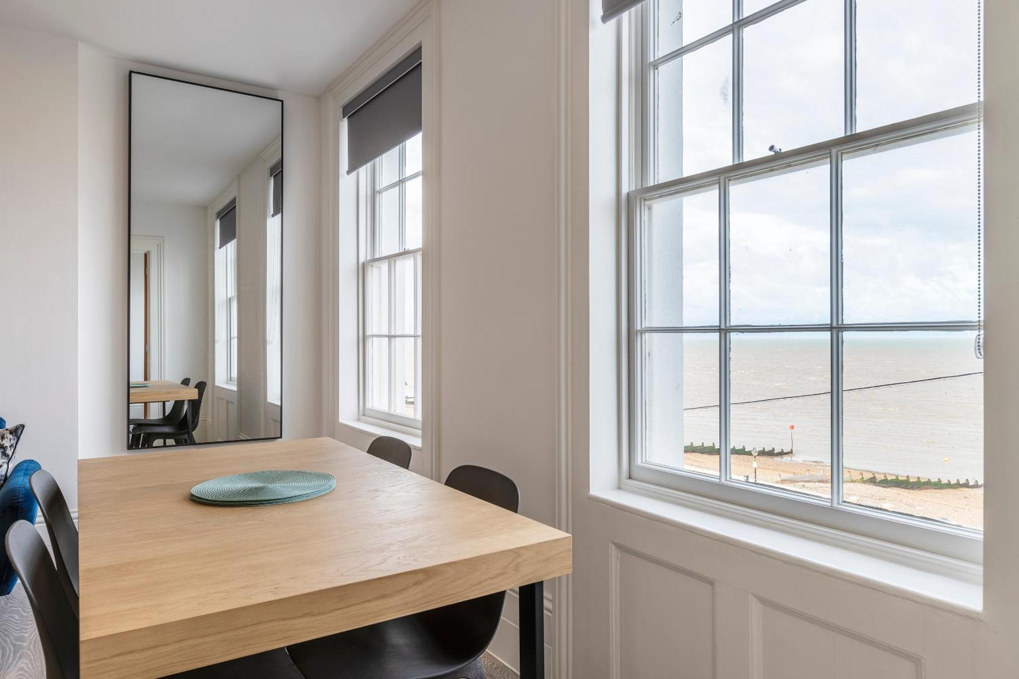 Herne Bay Seaside Escape Ngoại thất bức ảnh